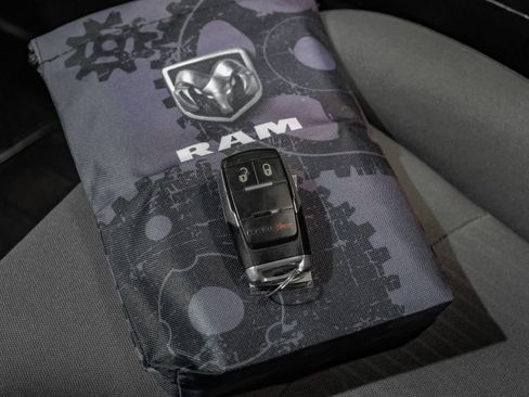 Used 2022 RAM 2500 Big Horn AWD/4WD image 68