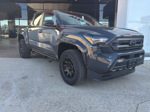 New 2026 Toyota Tacoma SR5 image 2