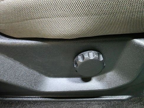 Used 2018 Ford F150 XLT AWD/4WD image 26