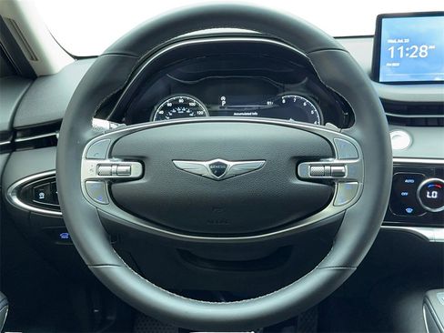 Used 2024 Genesis GV70 2.5T w/ Select Package image 18