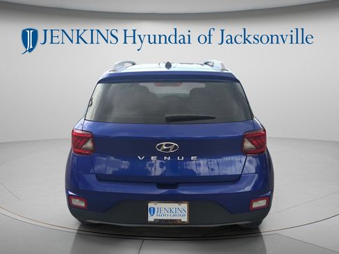 New 2026 Hyundai Venue SEL FWD image 4