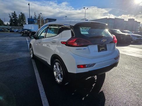 Used 2020 Chevrolet Bolt LT image 3
