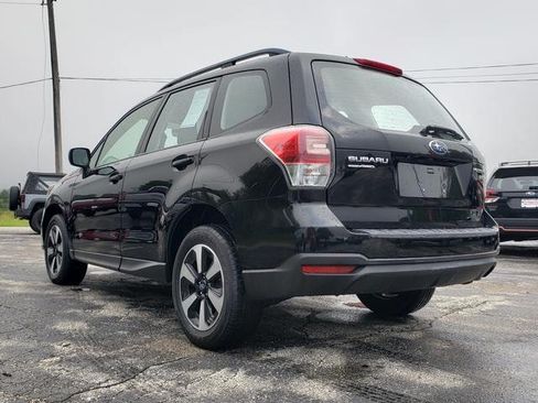 Used 2017 Subaru Forester 2.5i w/ Alloy Wheel Package AWD/4WD image 5