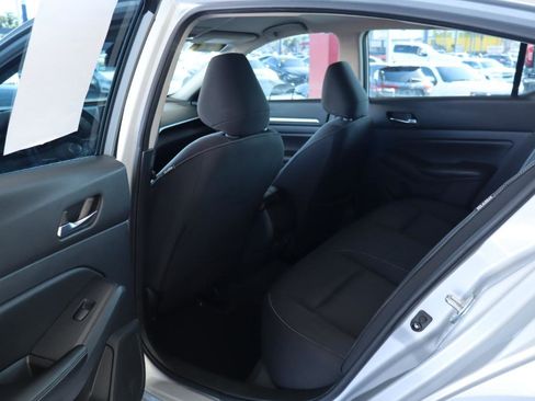 Used 2022 Nissan Altima 2.5 SV FWD image 28