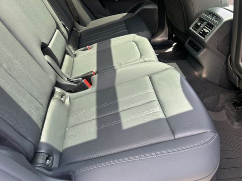 Used 2025 Audi Q5 Premium Plus AWD/4WD image 28