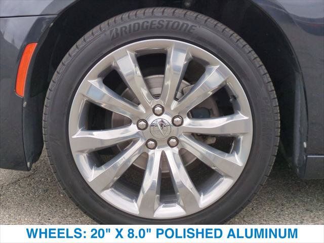 Used 2018 Chrysler 300 Limited w/ Safetytec Plus Group RWD image 11