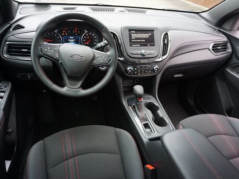 Used 2024 Chevrolet Equinox RS FWD image 6