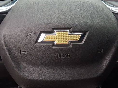 Used 2025 Chevrolet Equinox LT FWD image 19