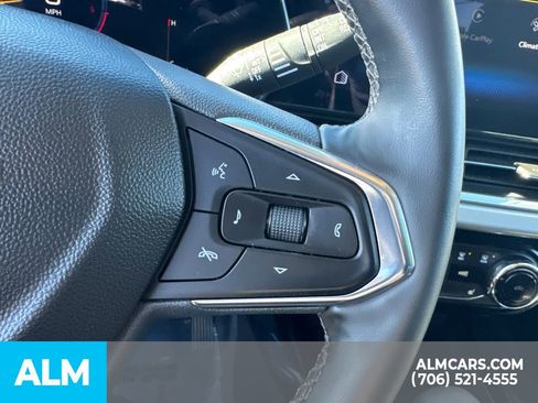 Used 2024 Chevrolet Trax LT w/ Driver Confidence Package image 21