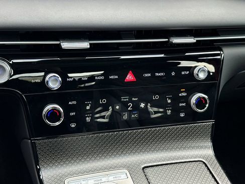 Used 2025 Genesis G80 3.5T Sport Prestige image 21