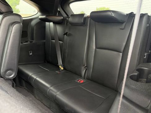 Used 2023 Toyota Highlander XSE FWD image 29