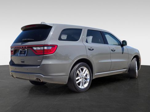 Used 2022 Dodge Durango GT RWD image 5