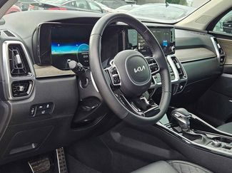 Used 2023 Kia Sorento SX Prestige video 2