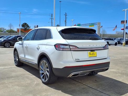 Certified 2021 Lincoln Nautilus Reserve w/ Equipment Group 202A image 18