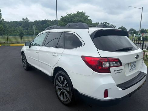 Used 2016 Subaru Outback 2.5i Limited AWD/4WD image 41