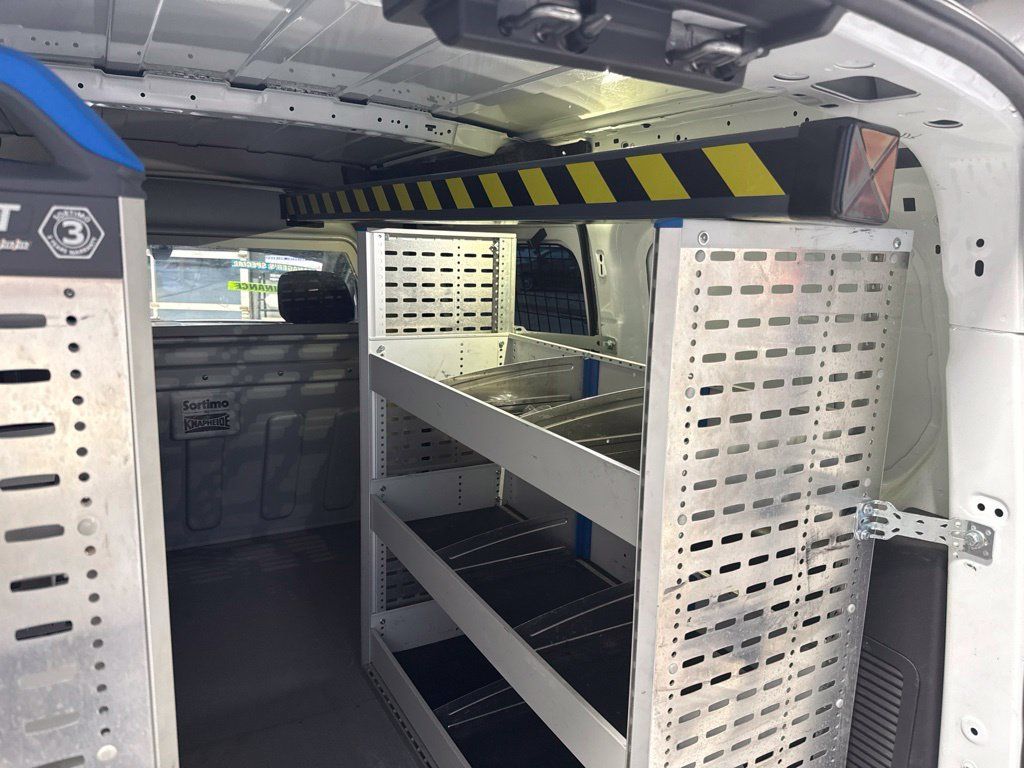Used 2016 Ford Transit Connect XL FWD image 16