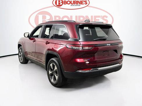 Used 2024 Jeep Grand Cherokee Limited 4xe image 9