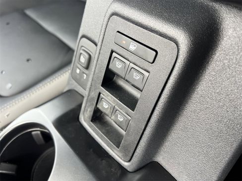 New 2025 Ford Bronco Outer Banks image 10