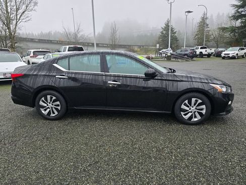 Used 2021 Nissan Altima 2.5 S FWD image 4