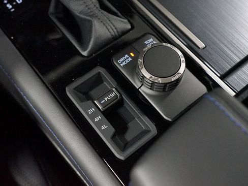New 2026 Toyota Tundra Platinum AWD/4WD image 24