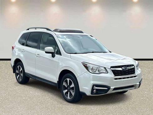 Used 2017 Subaru Forester 2.5i Limited w/ Popular Package #1 AWD/4WD image 3