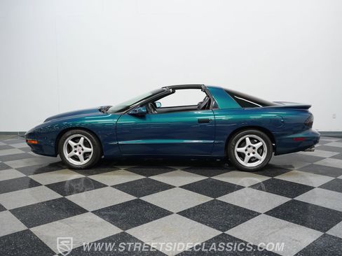 Used 1997 Pontiac Firebird Formula image 7