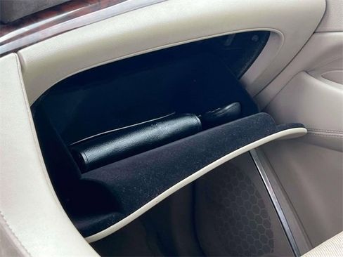 Used 2015 Cadillac Escalade ESV Premium image 24