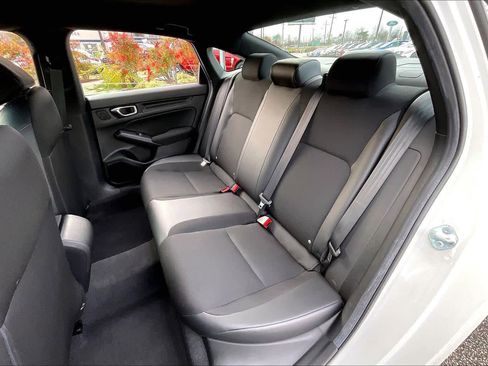 Used 2024 Honda Civic Sport image 18