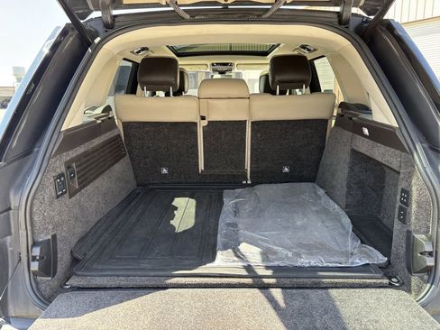 Used 2020 Land Rover Range Rover HSE image 28