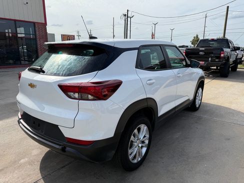 Used 2023 Chevrolet TrailBlazer LS image 4
