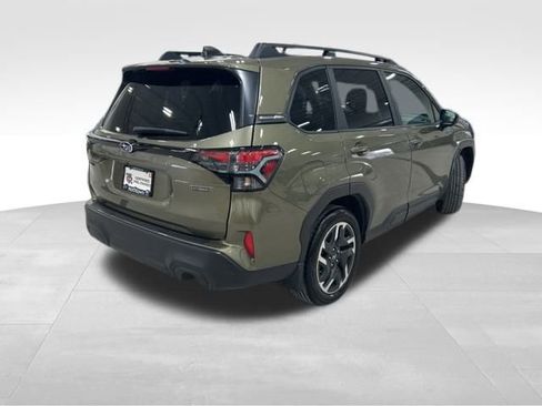 Certified 2025 Subaru Forester Premium image 15