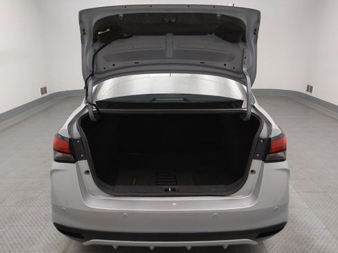 Used 2024 Nissan Versa S FWD image 29