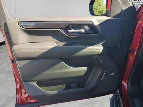 New 2026 GMC Yukon Elevation image 27