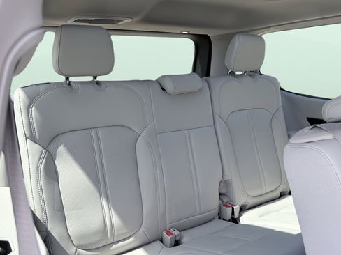 Used 2022 Jeep Wagoneer Series II w/ Premium Group I image 48