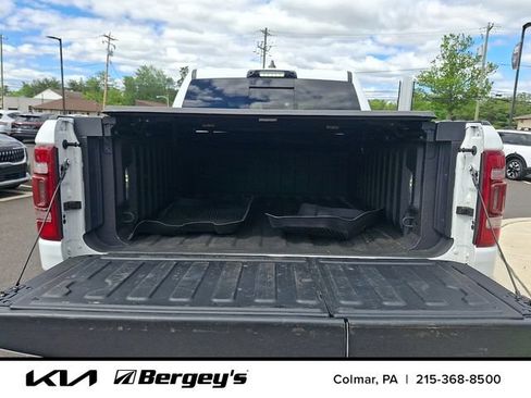 Used 2023 RAM 1500 Laramie AWD/4WD image 30