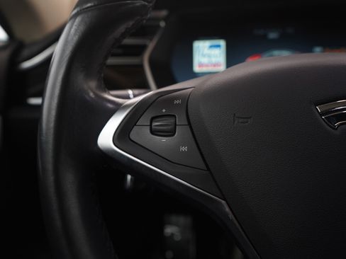 Used 2014 Tesla Model S 85 RWD image 22
