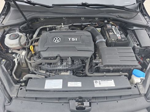 Used 2018 Volkswagen Golf S FWD image 29