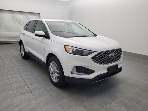 Used 2023 Ford Edge SEL image 13