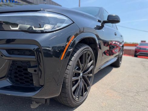 Used 2022 BMW X6 M50i w/ Premium Enhanced Package AWD/4WD image 8