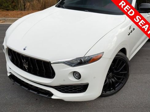 Used 2022 Maserati Levante GT image 3
