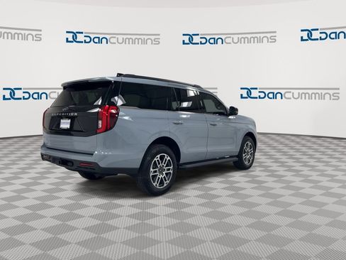 Used 2026 Ford Expedition Active AWD/4WD image 8