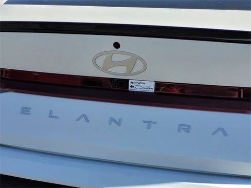 New 2025 Hyundai Elantra Sport image 7