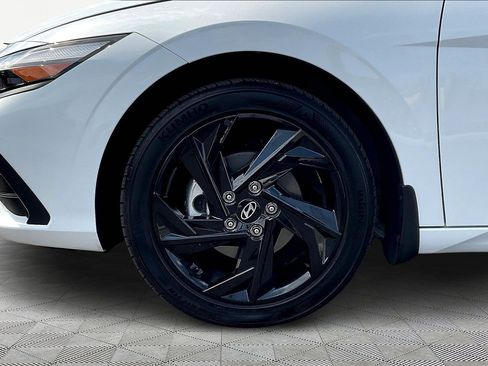 Certified 2026 Hyundai Elantra Sport FWD image 33