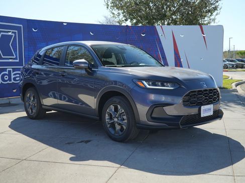 New 2026 Honda HR-V LX image 3