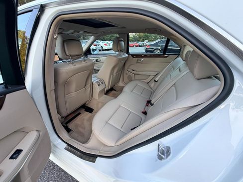 Used 2014 Mercedes-Benz E 350 Sedan image 10