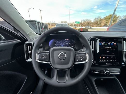 New 2026 Volvo XC40 B5 Plus w/ Climate Package image 18