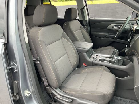 Used 2019 Chevrolet Traverse LS FWD image 21
