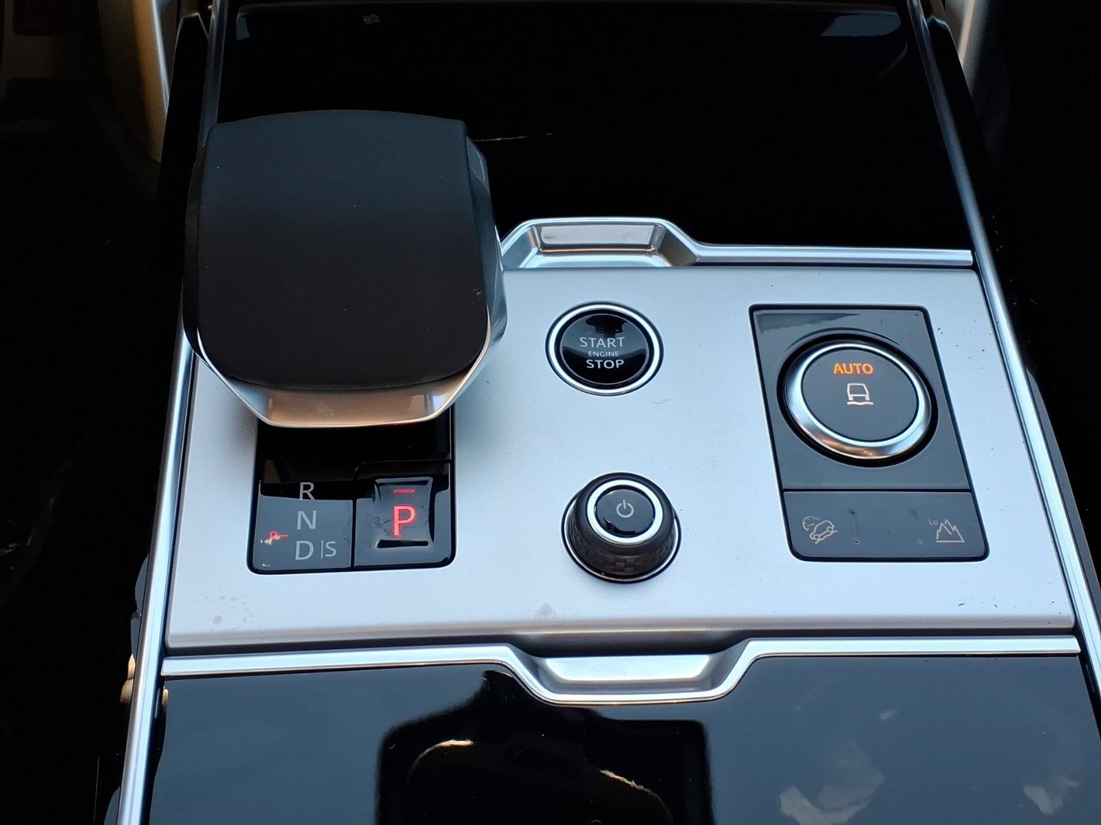 New 2027 Land Rover Range Rover SE AWD/4WD image 13