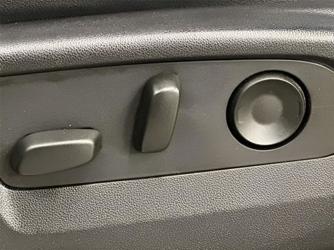 Certified 2022 Chevrolet Silverado 1500 High Country w/ High Country Premium Package image 46