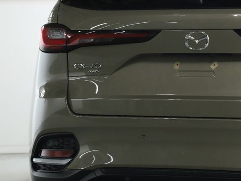 Certified 2025 MAZDA CX-70 Plug-In Hybrid w/ Premium Pkg AWD/4WD image 48